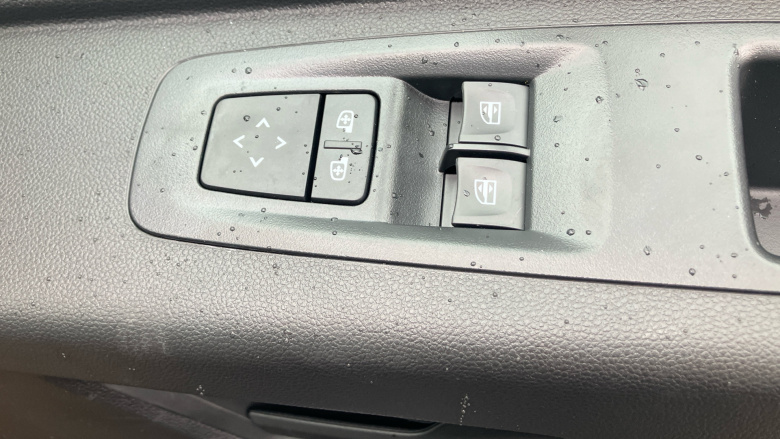 Renault Master Lwb Diesel Fwd LL35dCi 150 Advance Low Roof Dropside